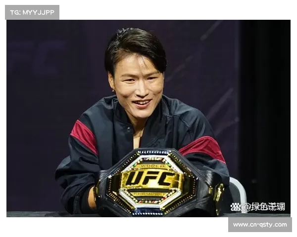 张伟丽回应拳击跨界邀约:专注UFC,但敬重拳击百年传统